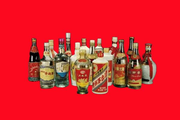 重庆江北区回收十八老酒.jpg